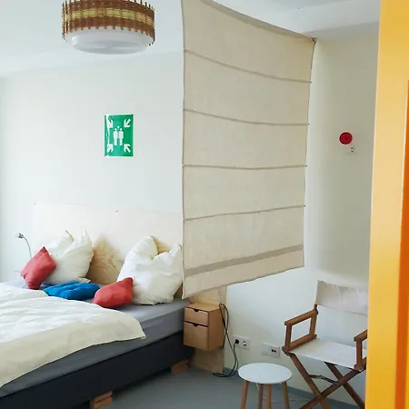 Hotel M I N I T E L 3*