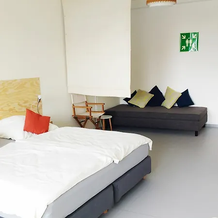 Hotel M I N I T E L